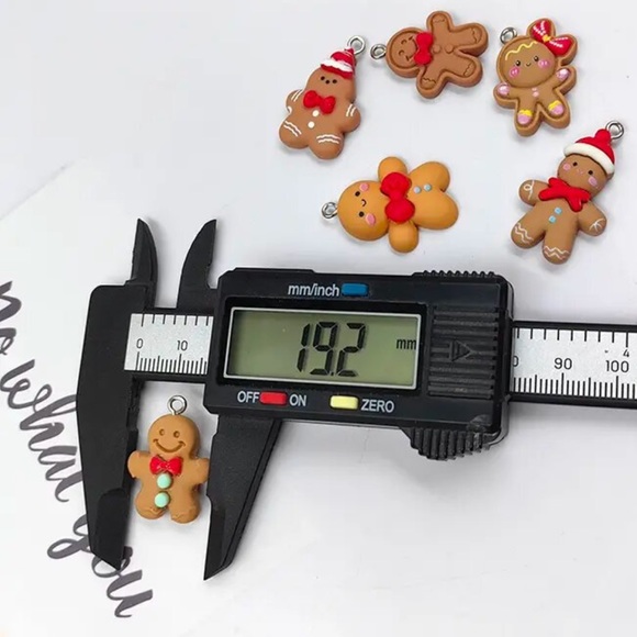 $3 GINGERBREAD CHRISTMAS EARRINGS. NEW. STERLING SILVER HOOKS. $3 IF BUNDLED - Picture 6 of 16